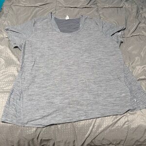 old navy active Breath On Size Xxl Heathered Gray shirt Mesh Section In Back